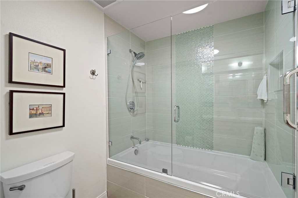 MLS #OC25267697 image #20