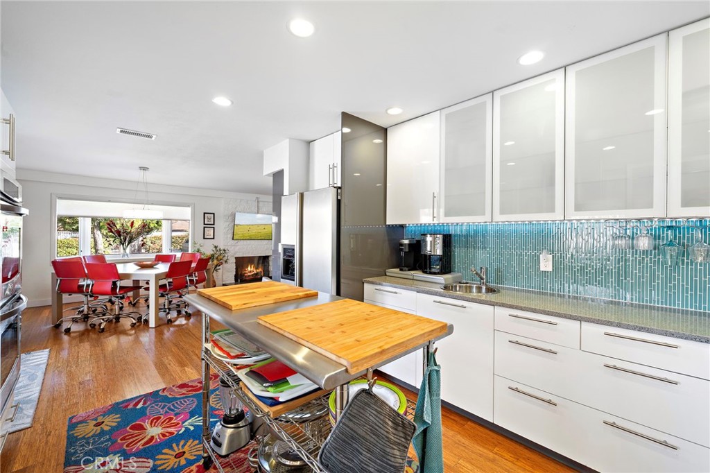 MLS #OC25267697 image #8