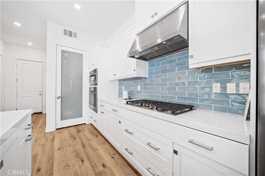 MLS #OC25267709 image #5