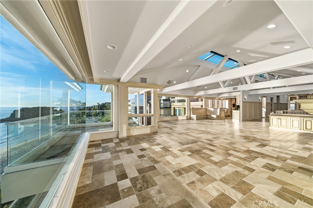 MLS #OC25267728 image #11