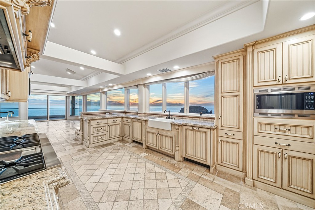 MLS #OC25267728 image #18