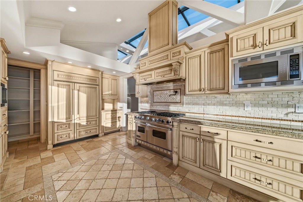 MLS #OC25267728 image #22