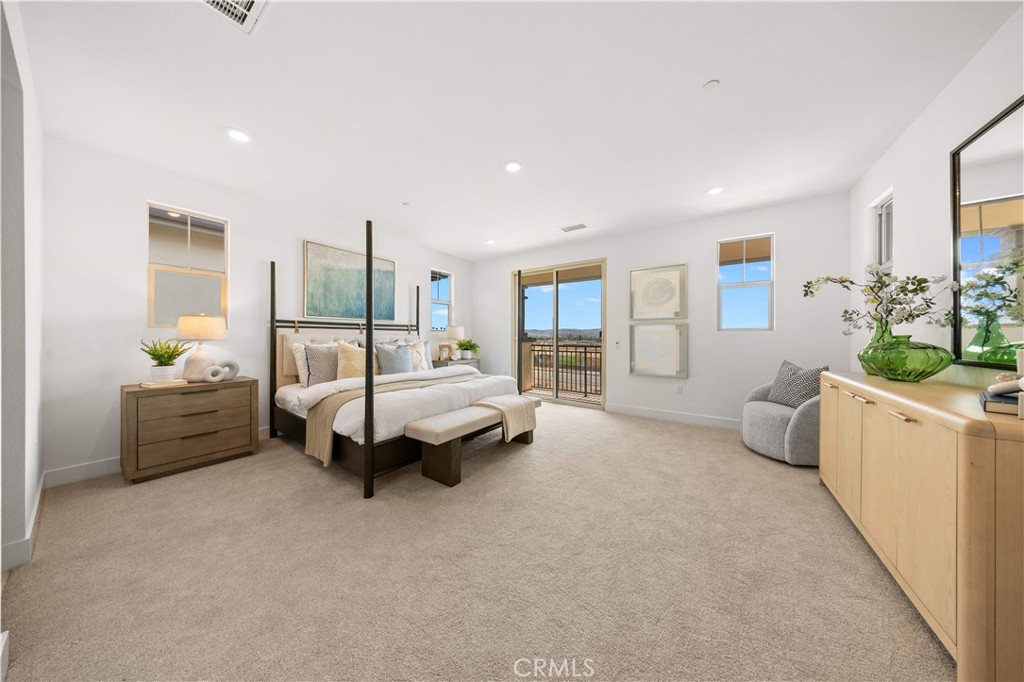 MLS #OC25267729 image #36