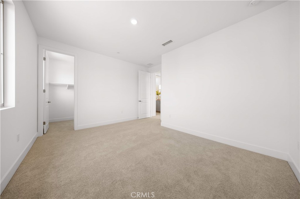 MLS #OC25267729 image #53