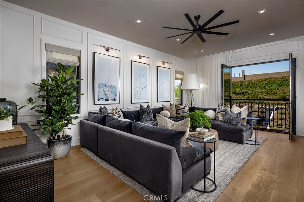 MLS #OC25267836 image #14