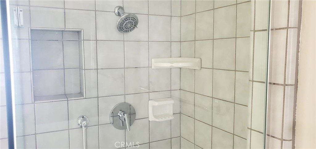 MLS #OC25267840 image #18