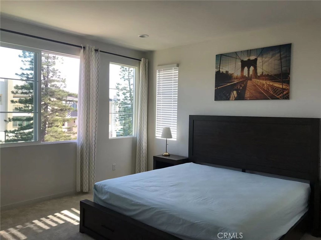 MLS #OC25267847 image #4