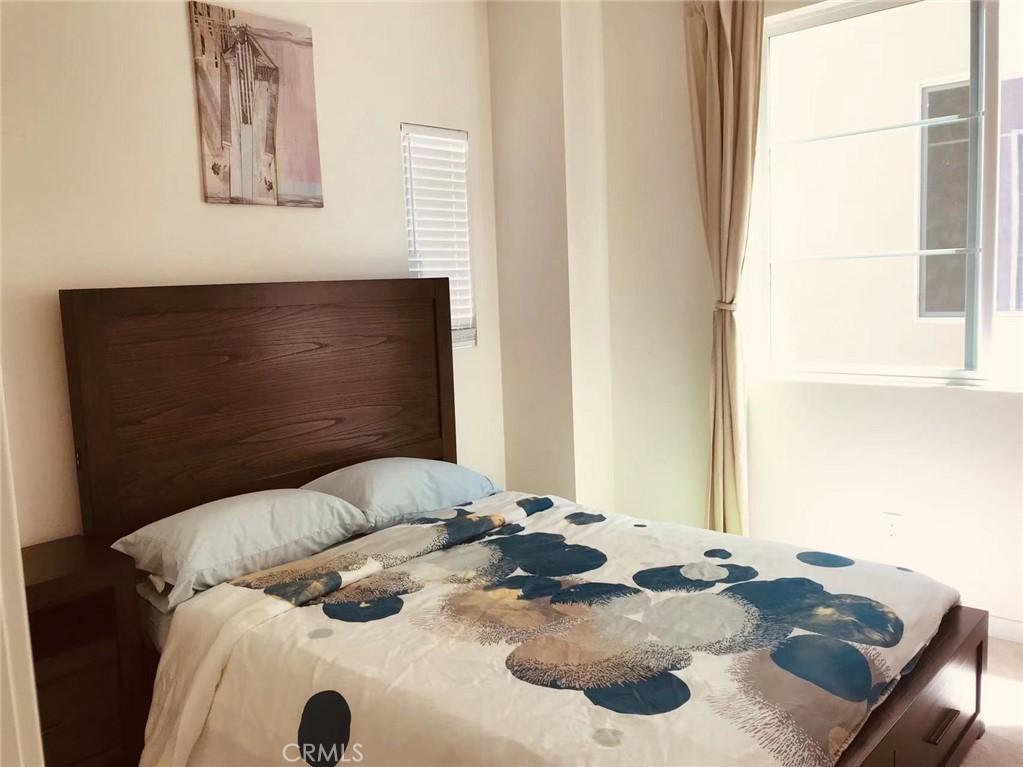 MLS #OC25267847 image #7