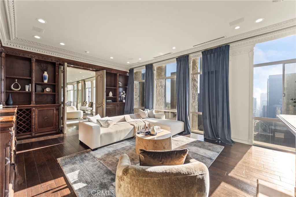 MLS #OC25267849 image #13