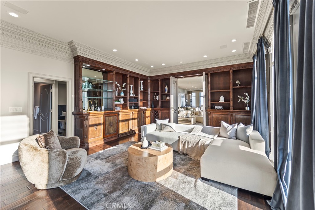 MLS #OC25267849 image #14