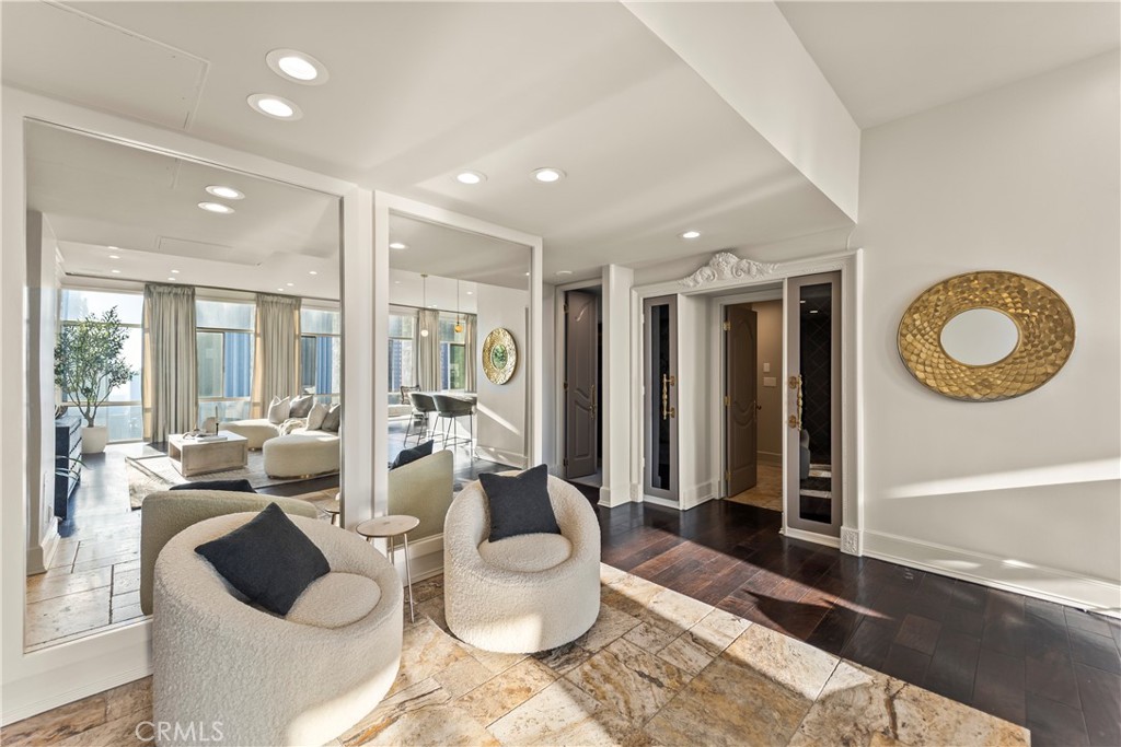 MLS #OC25267849 image #19