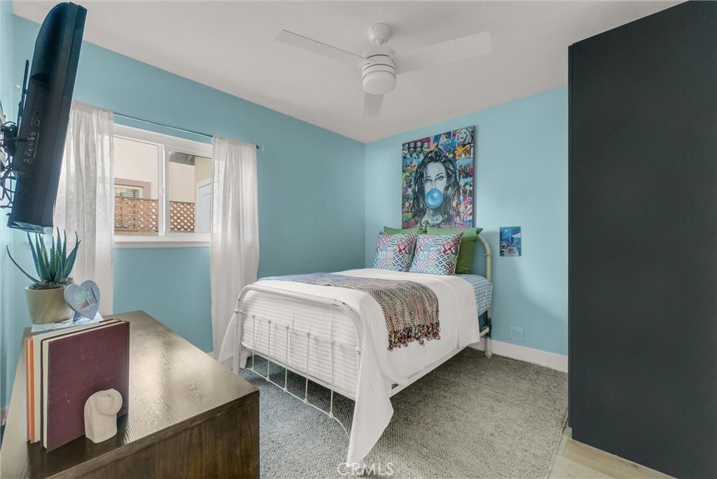 MLS #OC25267862 image #11