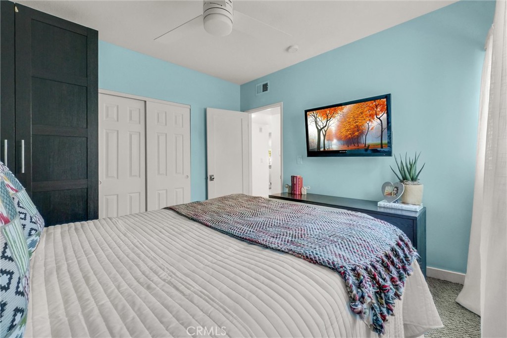 MLS #OC25267862 image #12