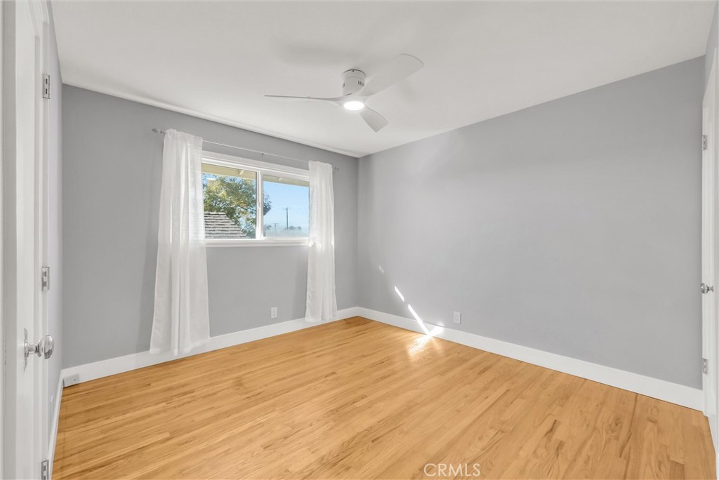 MLS #OC25267862 image #19