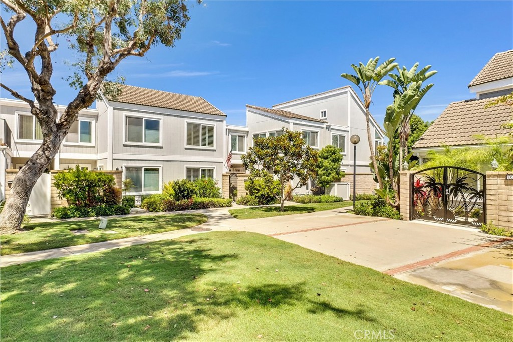 MLS #OC25267868 image #2