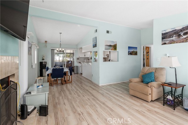 MLS #OC25267873 image #16