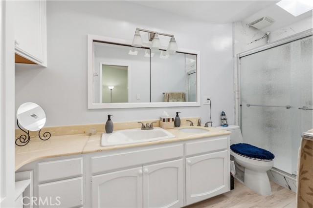 MLS #OC25267873 image #31