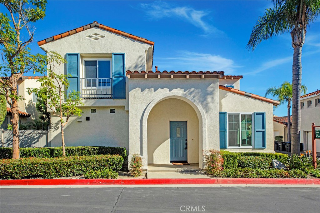 MLS #OC25267889 image #0