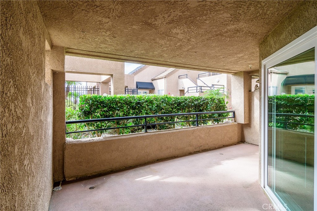 MLS #OC25267892 image #12