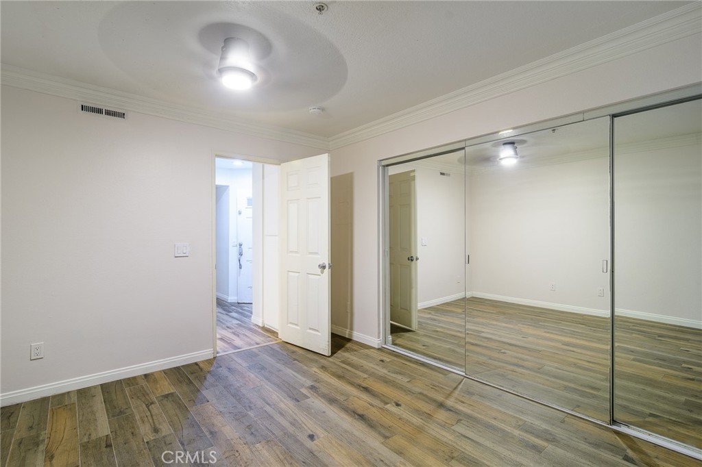 MLS #OC25267892 image #19