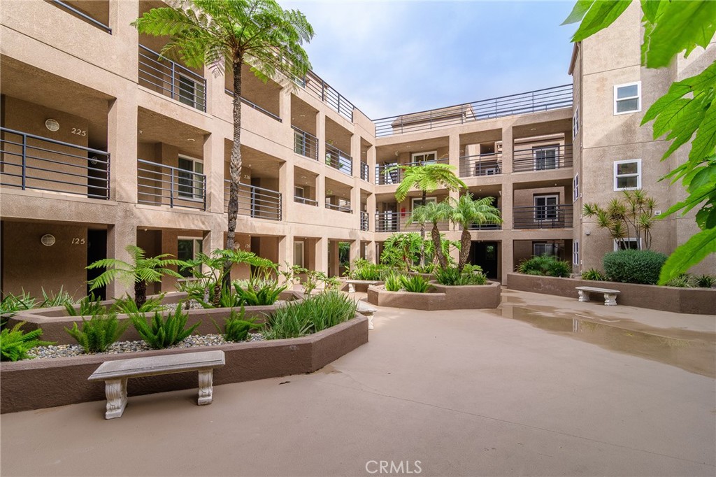 MLS #OC25267892 image #20