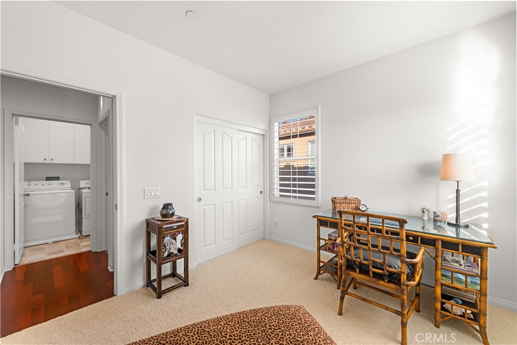 MLS #OC25267901 image #25