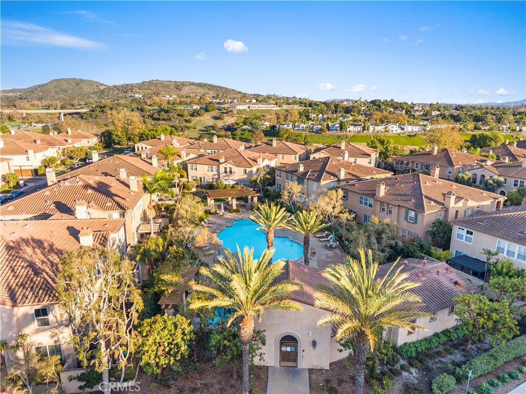 MLS #OC25267901 image #39