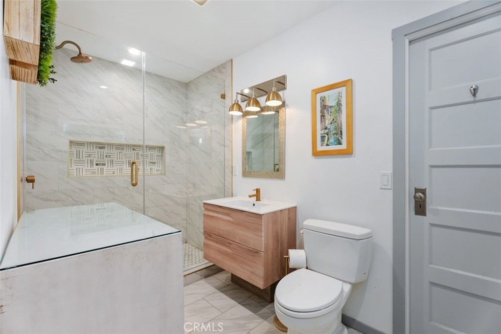 MLS #OC25267907 image #16