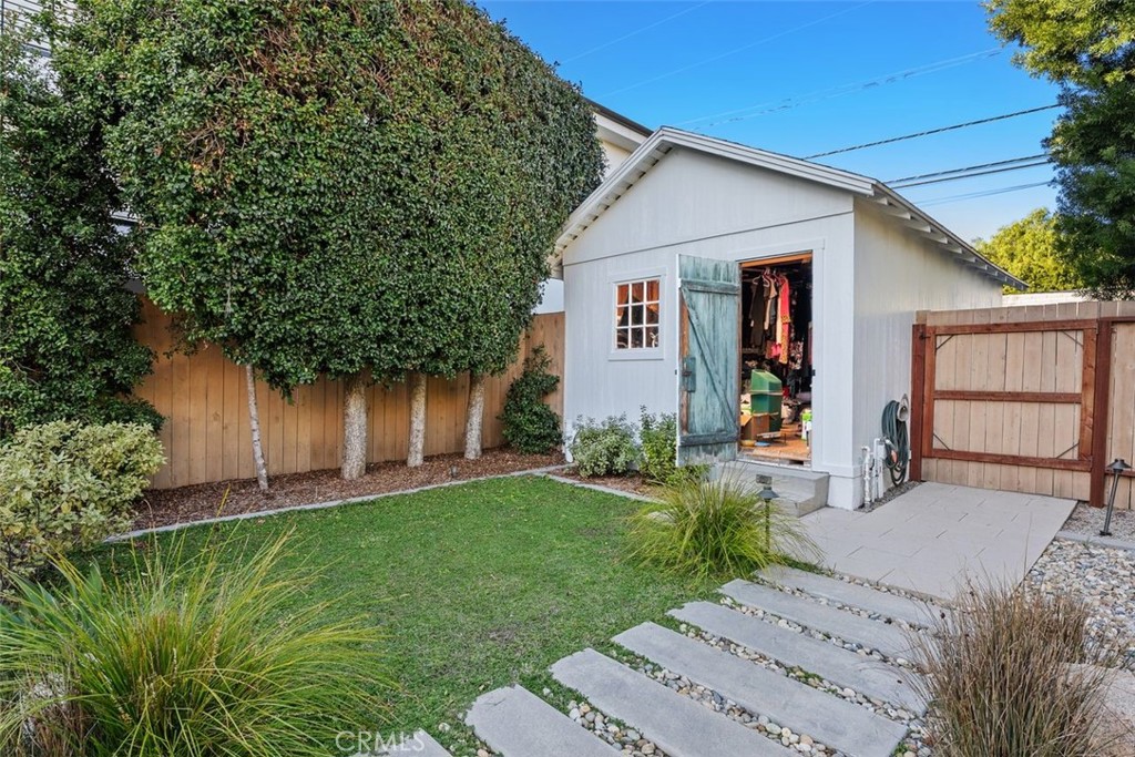 MLS #OC25267907 image #21