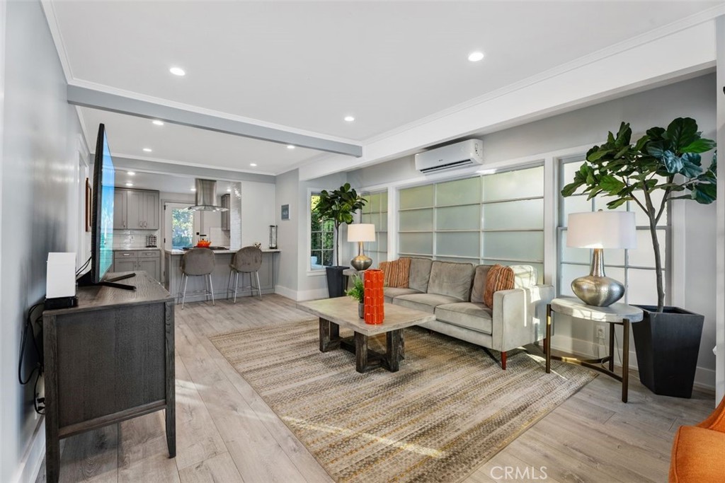 MLS #OC25267907 image #5