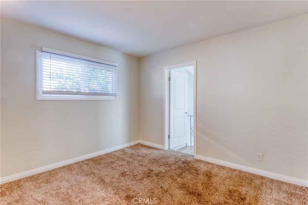 MLS #OC25267909 image #16