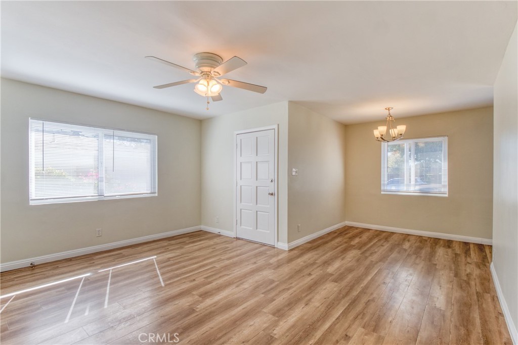 MLS #OC25267909 image #2