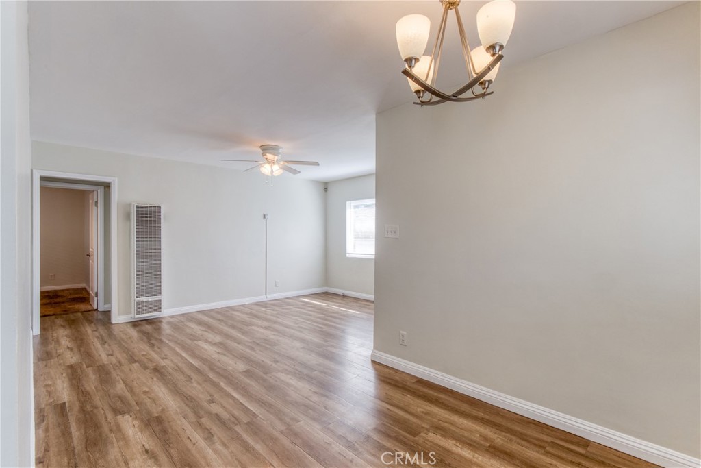 MLS #OC25267909 image #4