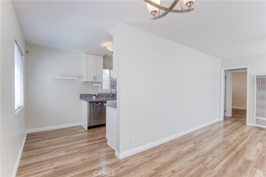 MLS #OC25267909 image #5