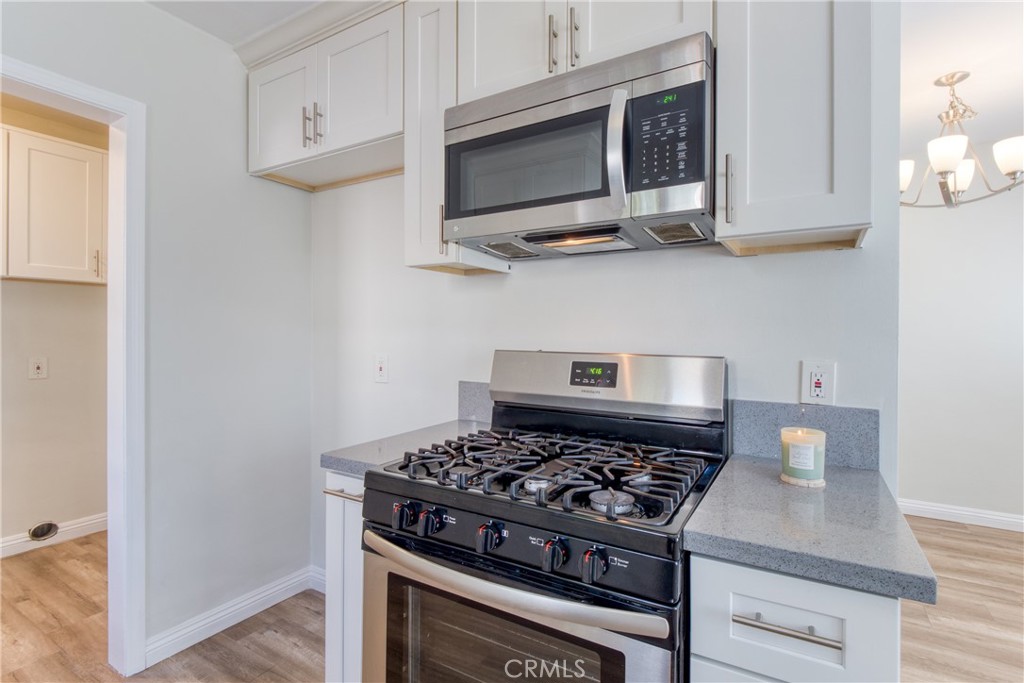 MLS #OC25267909 image #9