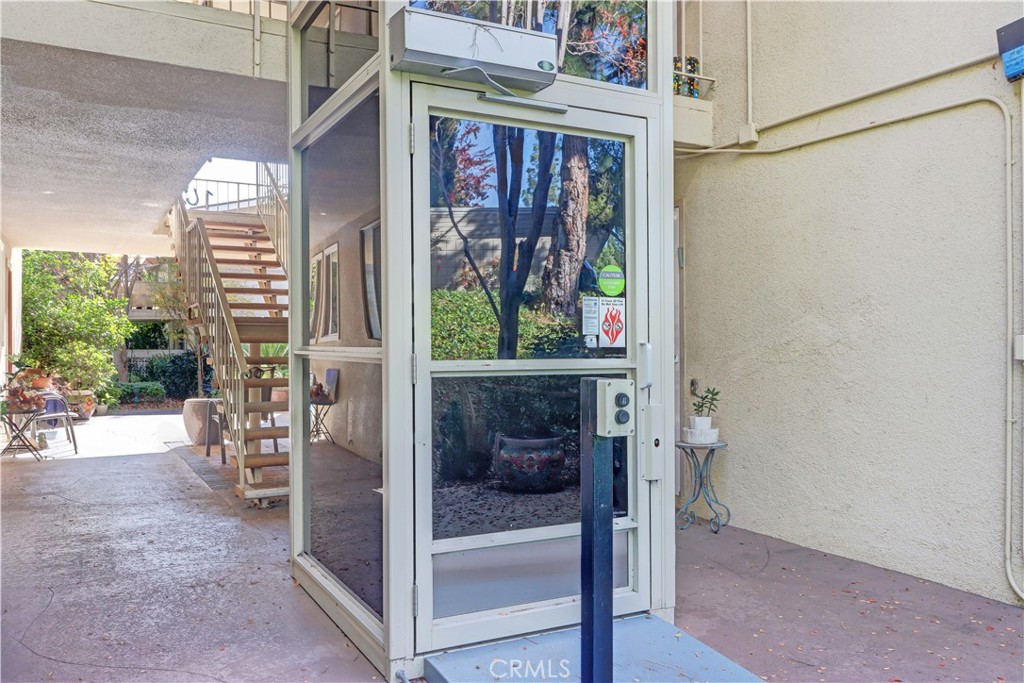 MLS #OC25267923 image #2