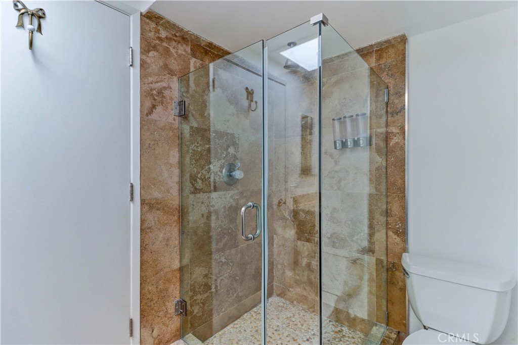 MLS #OC25267923 image #21