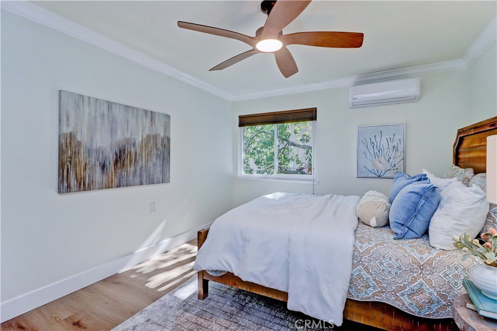 MLS #OC25267923 image #24