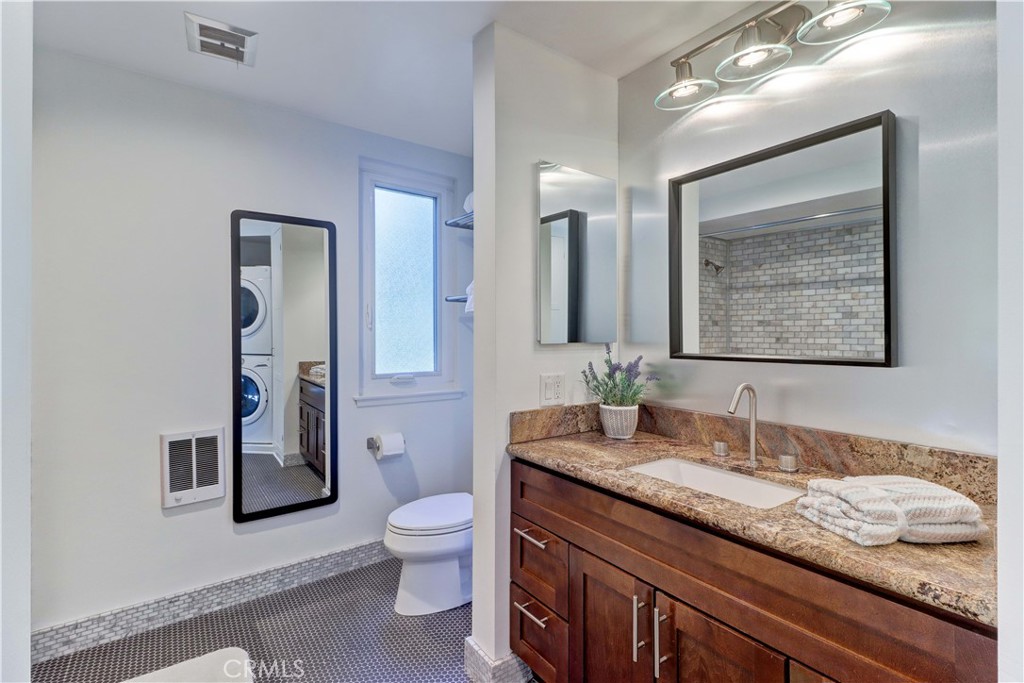 MLS #OC25267923 image #25