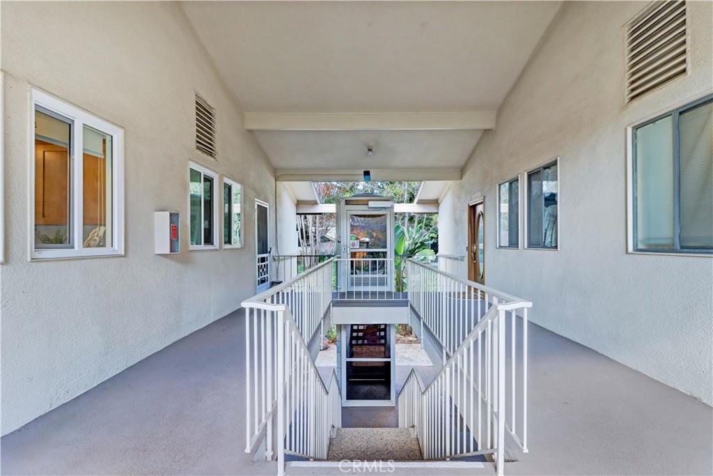 MLS #OC25267923 image #34