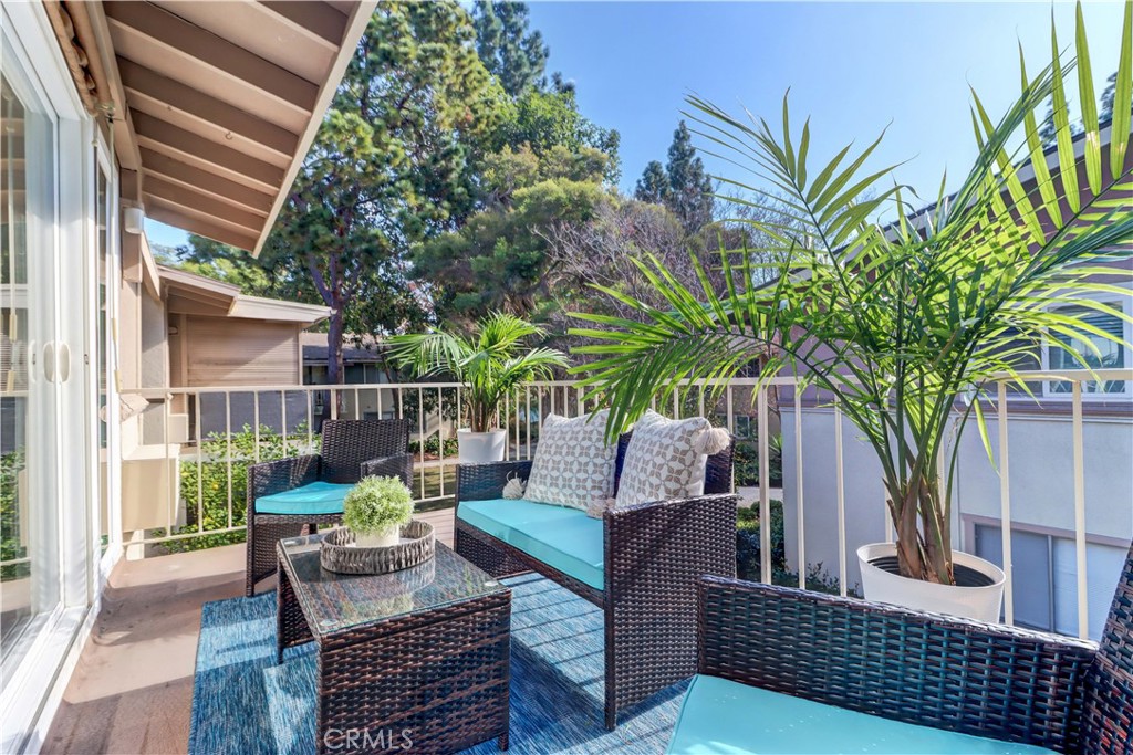 MLS #OC25267923 image #6