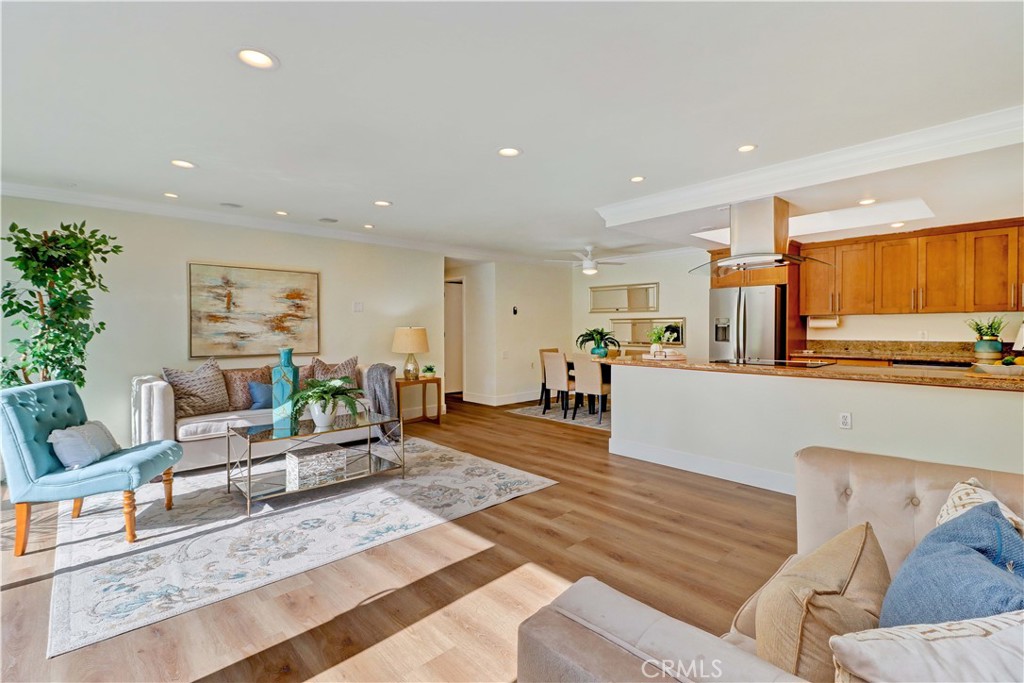 MLS #OC25267923 image #8