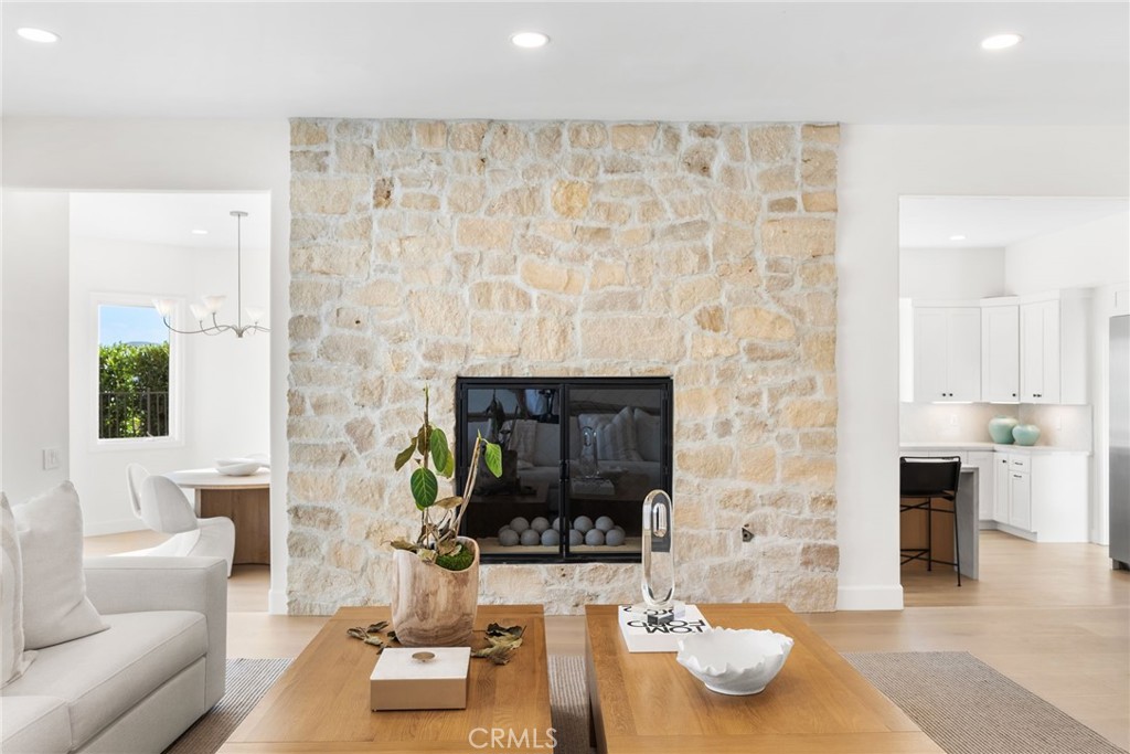 MLS #OC25267951 image #15