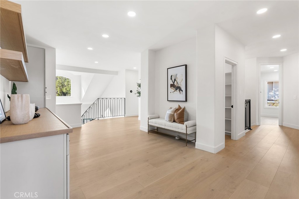 MLS #OC25267951 image #22