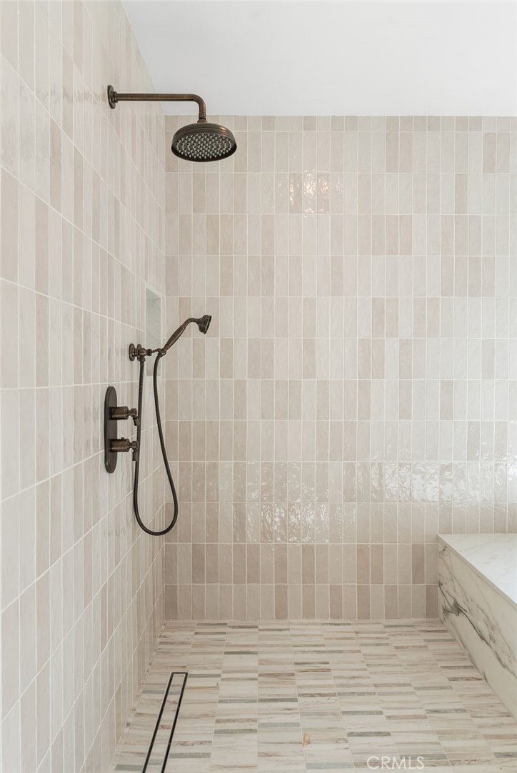 MLS #OC25267951 image #28