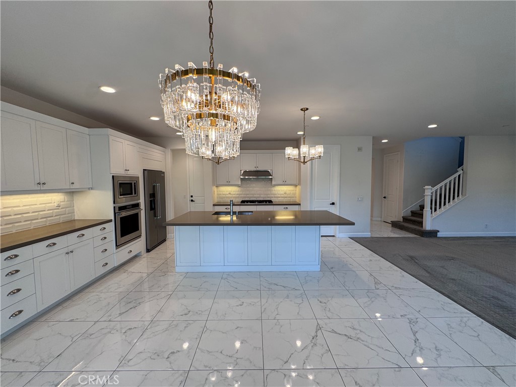 MLS #OC25267966 image #10