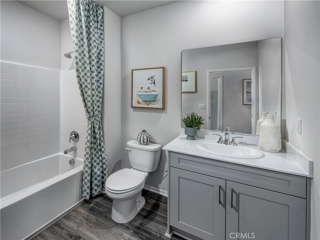 MLS #OC25267981 image #2