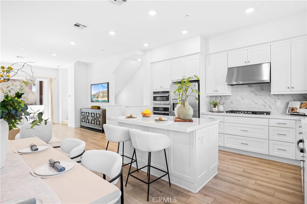 MLS #OC25268040 image #16