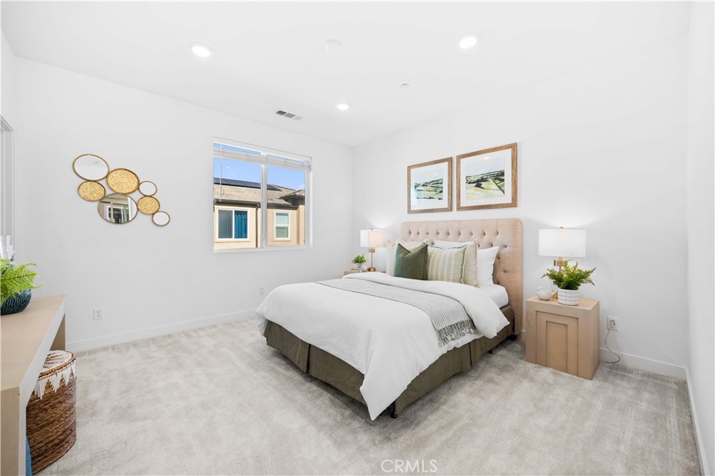 MLS #OC25268040 image #32