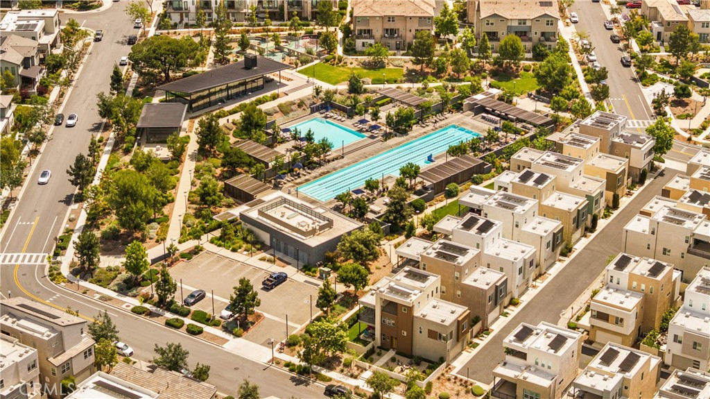 MLS #OC25268040 image #44